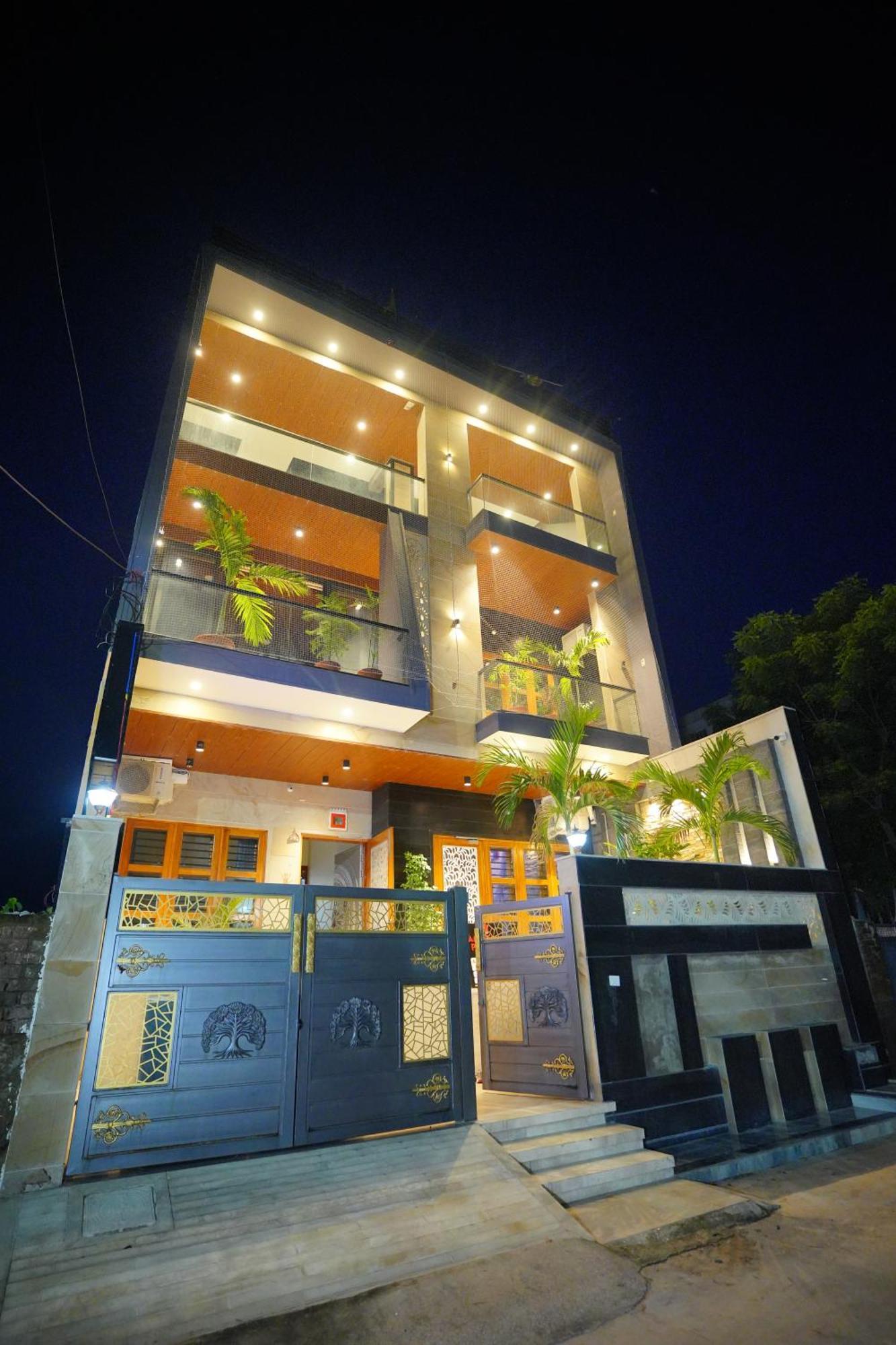 Amritam Palace A Luxury Ac Home Stay Ringas Exteriör bild