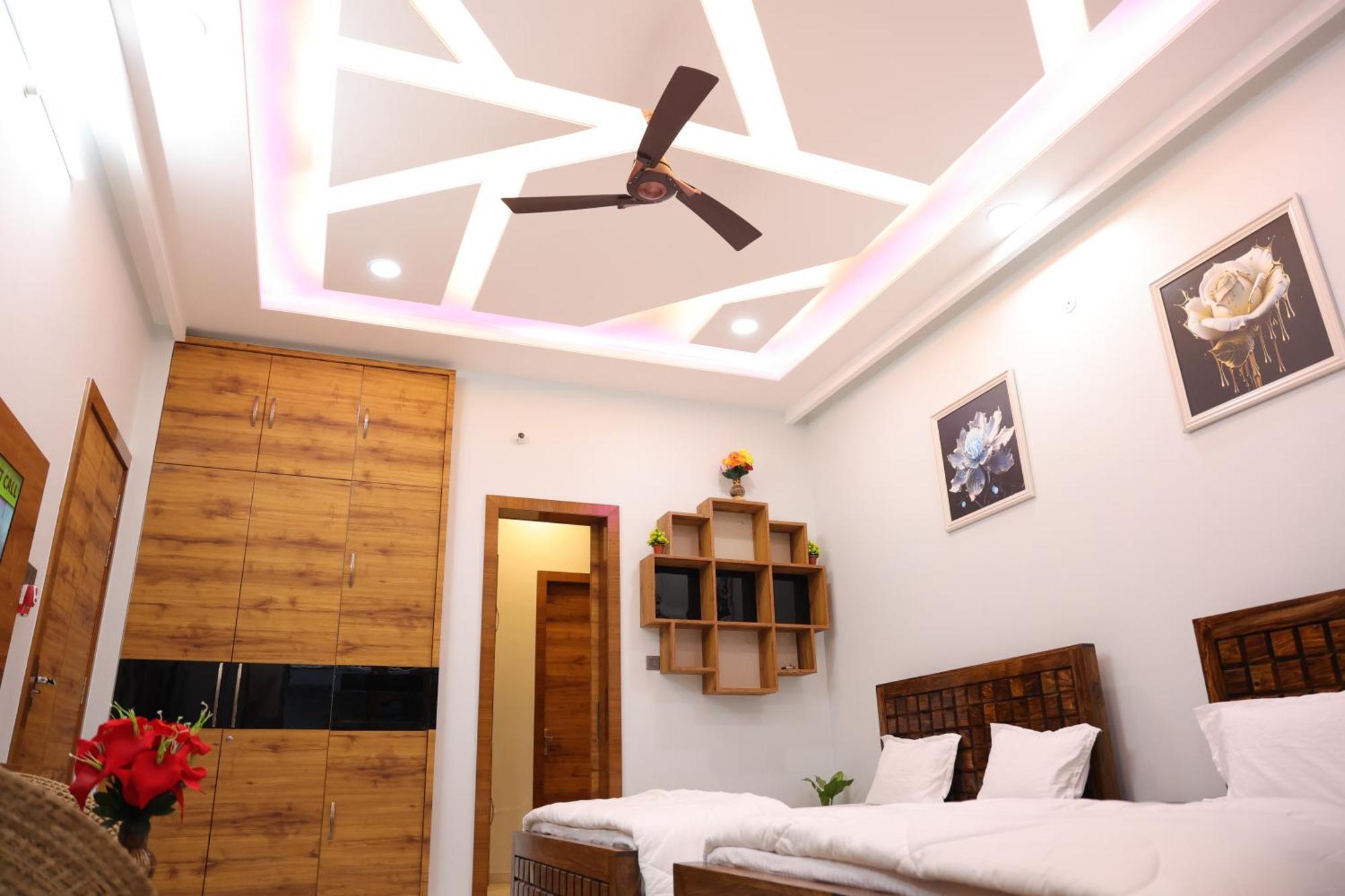 Amritam Palace A Luxury Ac Home Stay Ringas Exteriör bild