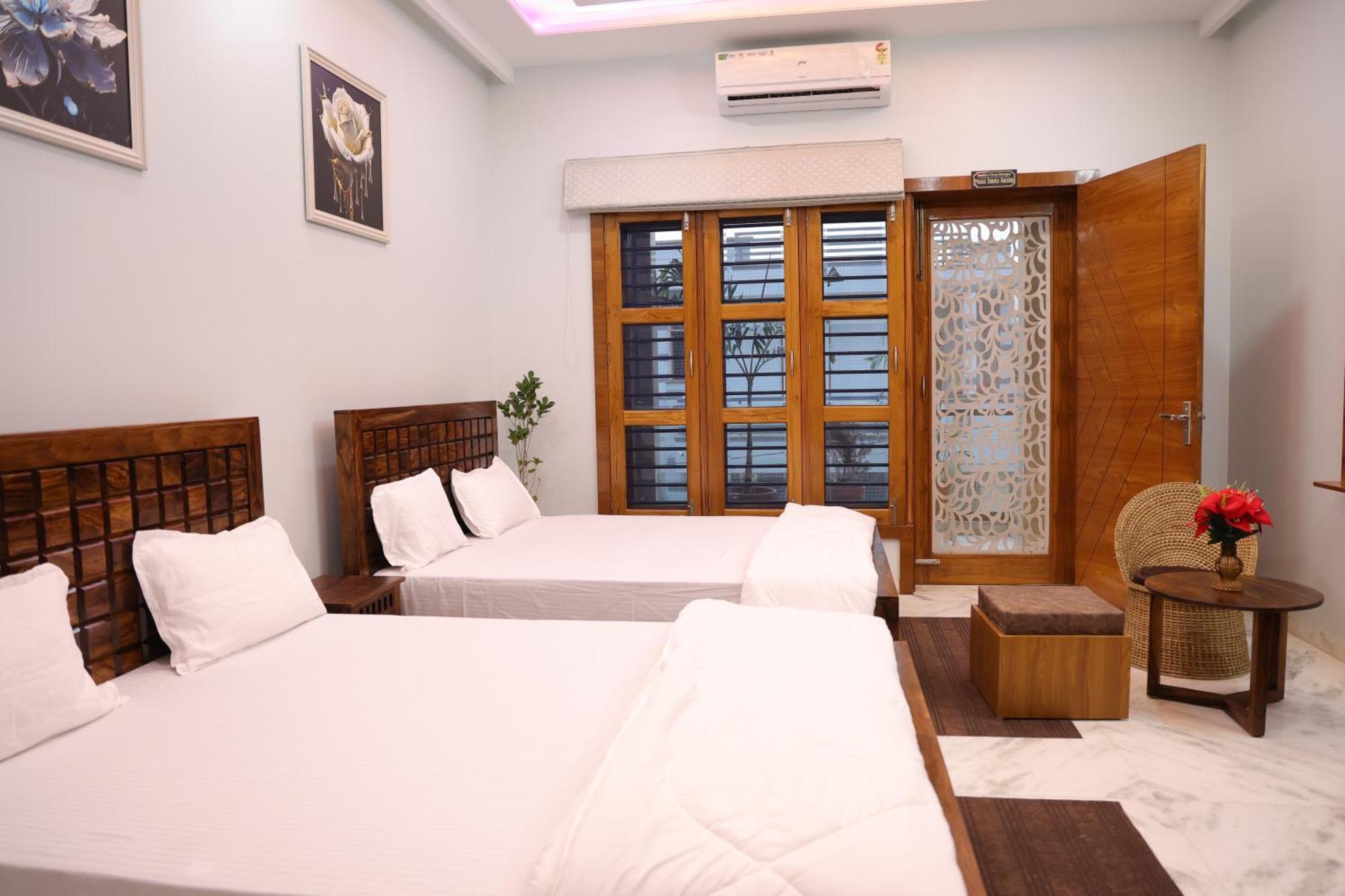 Amritam Palace A Luxury Ac Home Stay Ringas Exteriör bild