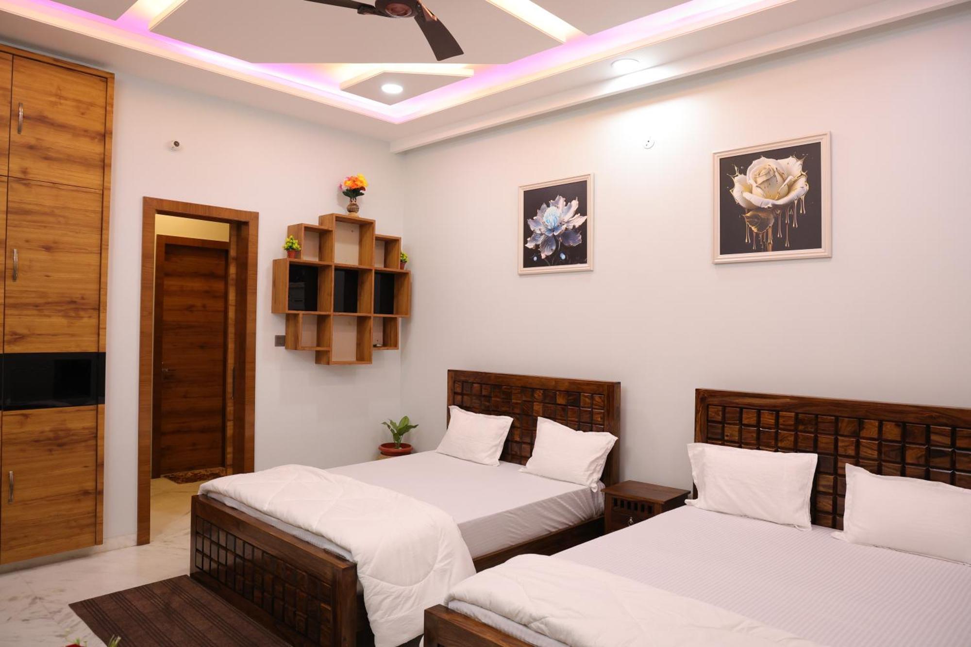Amritam Palace A Luxury Ac Home Stay Ringas Exteriör bild