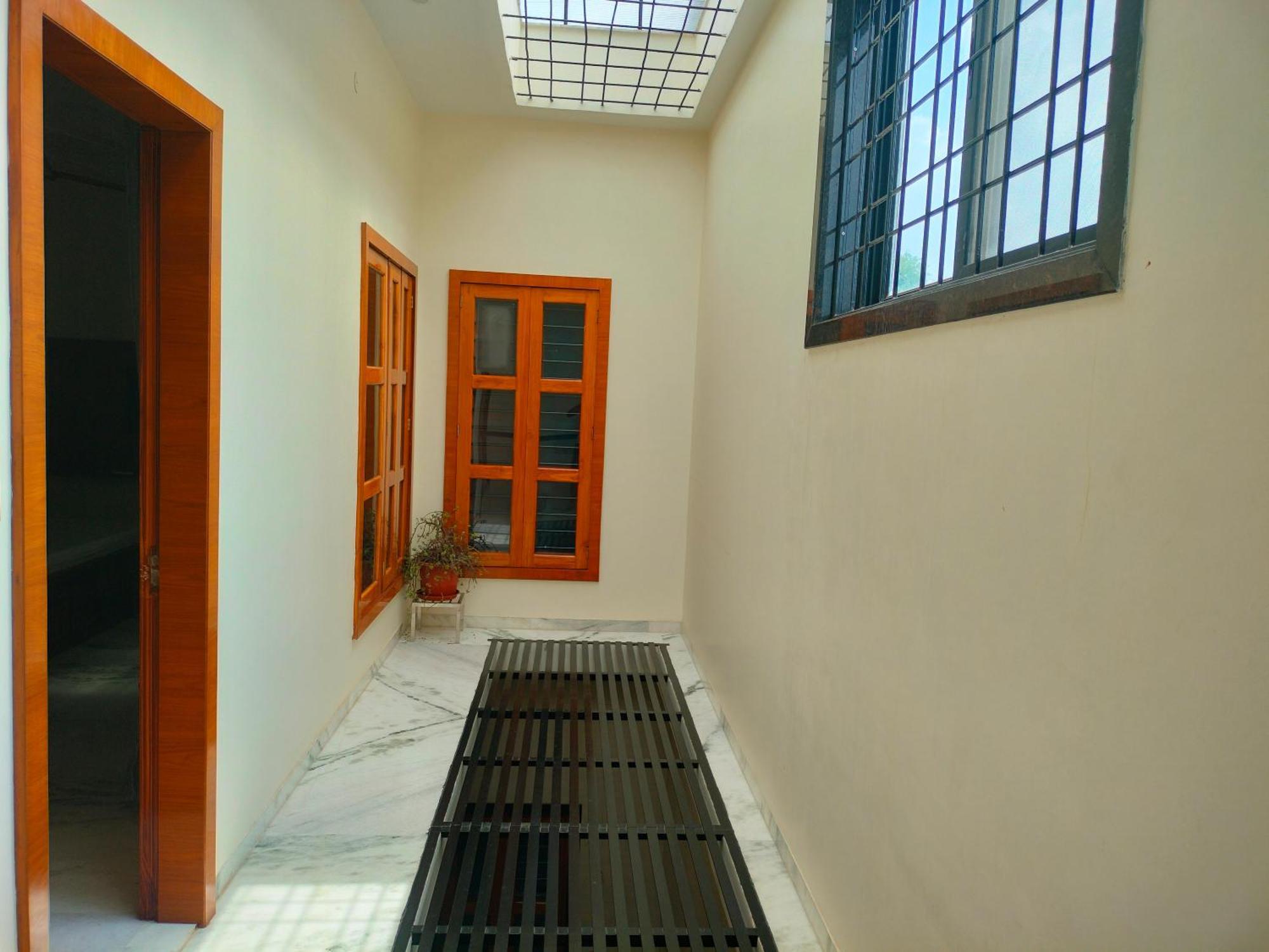 Amritam Palace A Luxury Ac Home Stay Ringas Exteriör bild