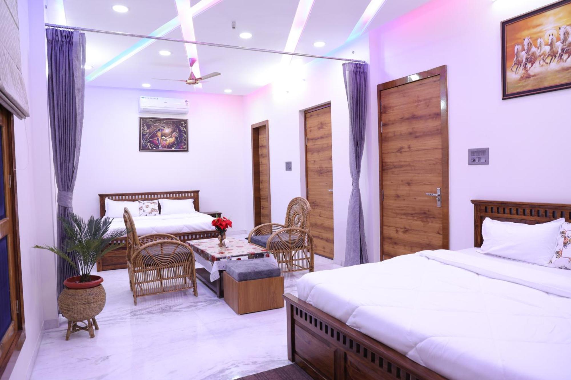Amritam Palace A Luxury Ac Home Stay Ringas Exteriör bild