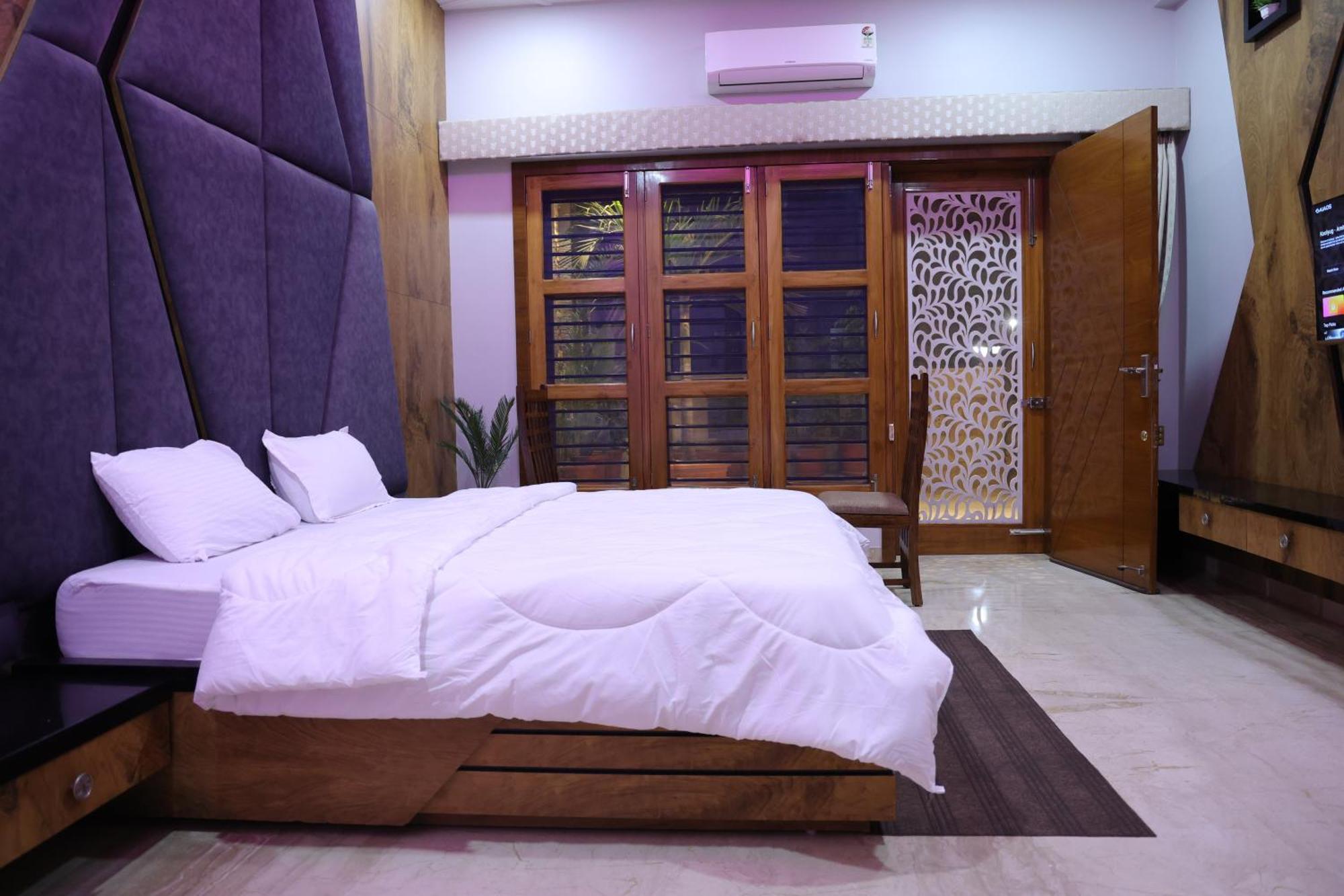 Amritam Palace A Luxury Ac Home Stay Ringas Exteriör bild
