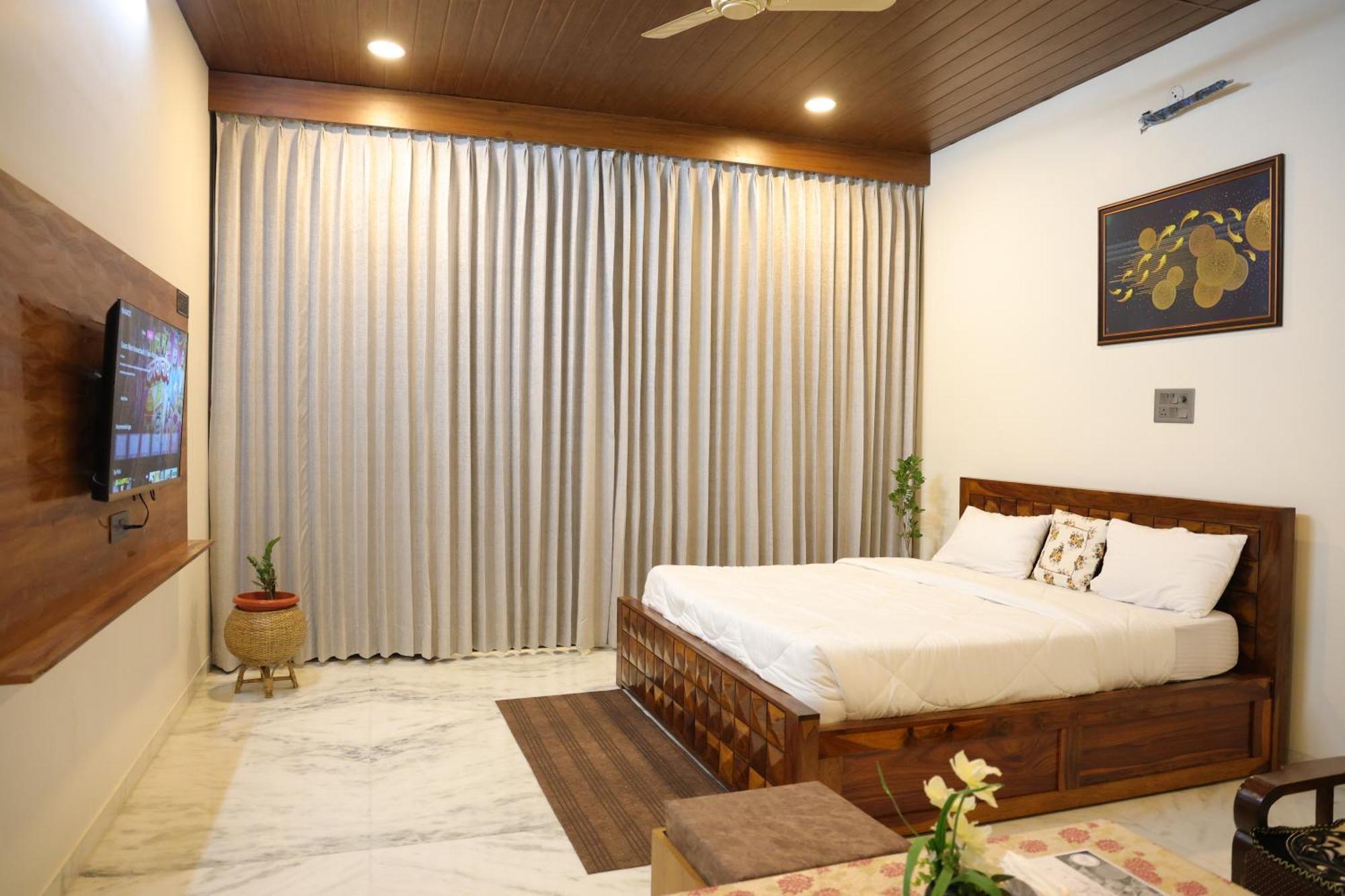 Amritam Palace A Luxury Ac Home Stay Ringas Exteriör bild
