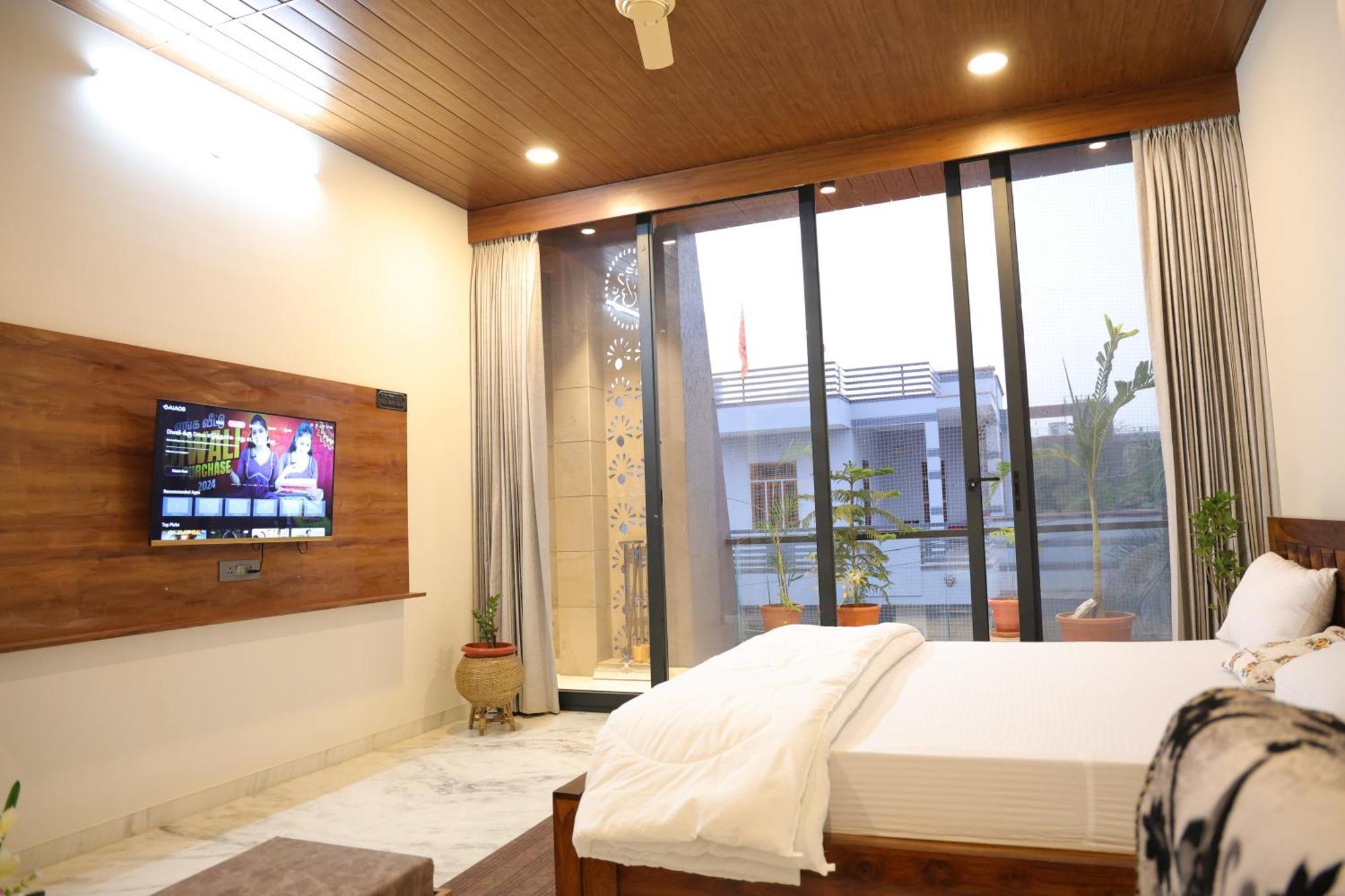Amritam Palace A Luxury Ac Home Stay Ringas Exteriör bild